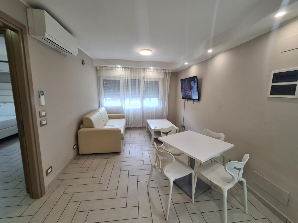 Nero D'Avorio Apartments Rimini Eksteriør billede