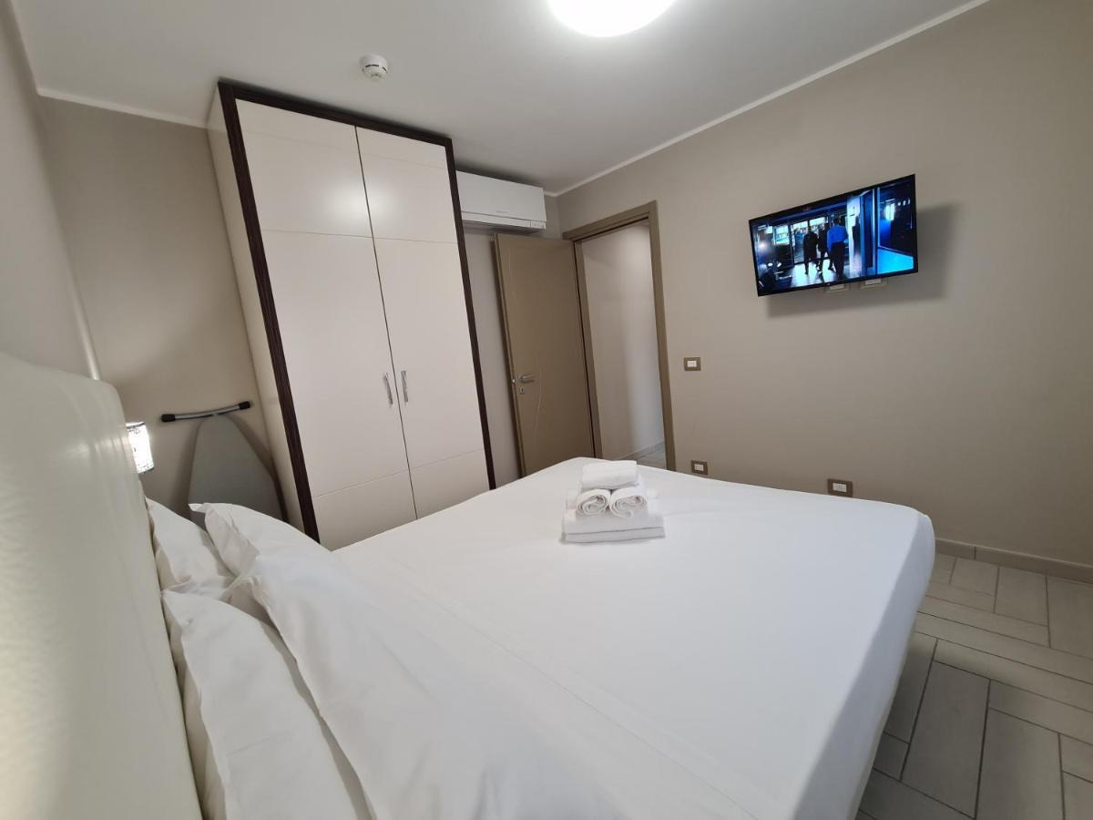 Nero D'Avorio Apartments Rimini Eksteriør billede