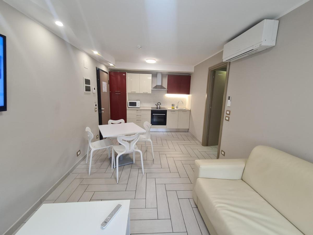 Nero D'Avorio Apartments Rimini Eksteriør billede