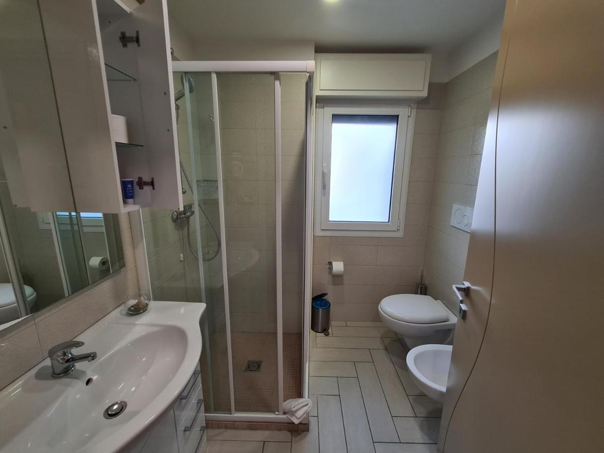 Nero D'Avorio Apartments Rimini Eksteriør billede